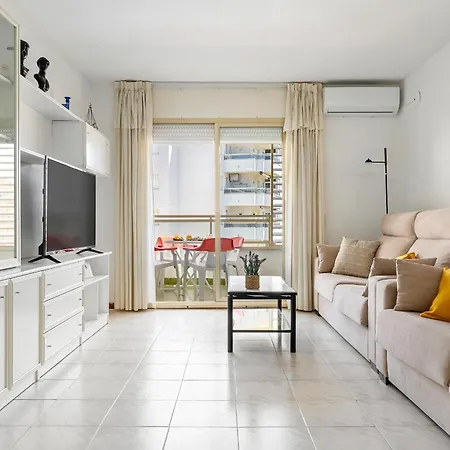 Bahia Iii Apartment La Pineda